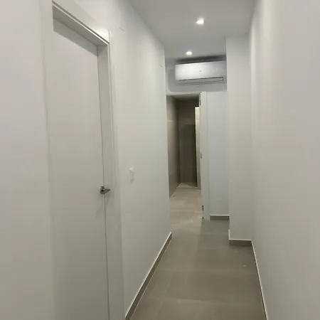 Tirana * Benaguacil